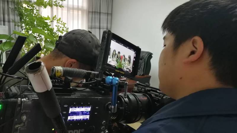 用镜头讲好产品故事！通渭县产品视频拍摄公司让冰冷商品拥有温度与灵魂